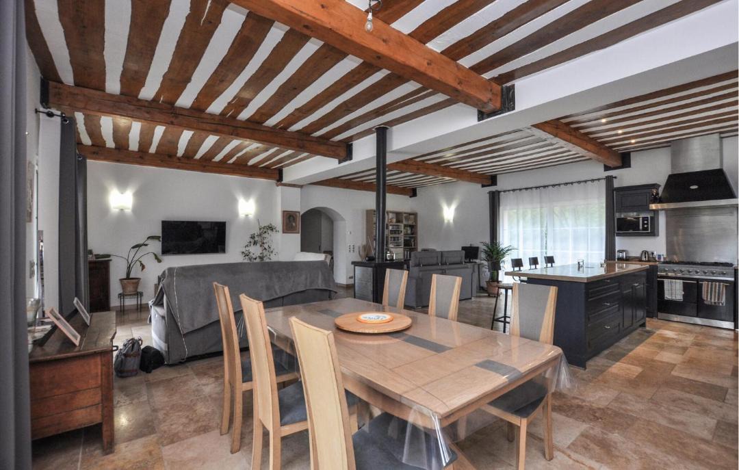 Photo of Kitchen in Villecroze