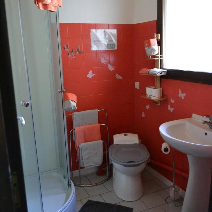 Photo of Bathroom in Saint-Denis-de-Pile