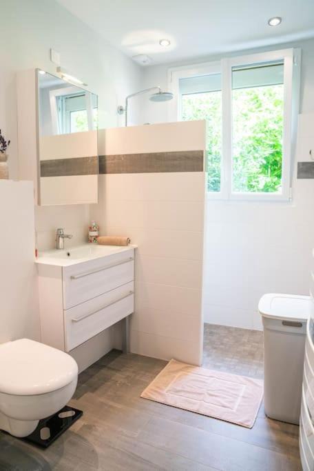 Photo of Bathroom in Avrille