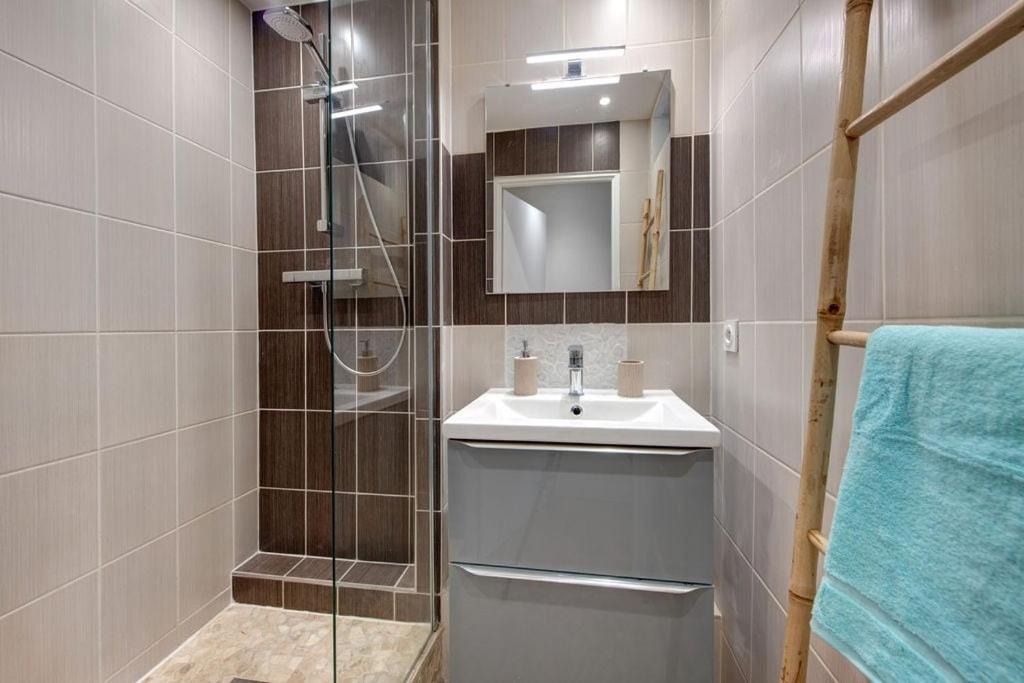 Photo of Bathroom in Marechal Lyautey - Vitton