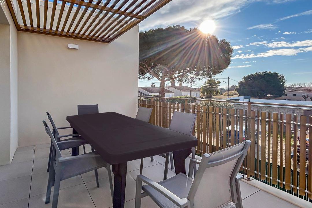 Photo of Patio Balcony in Vias