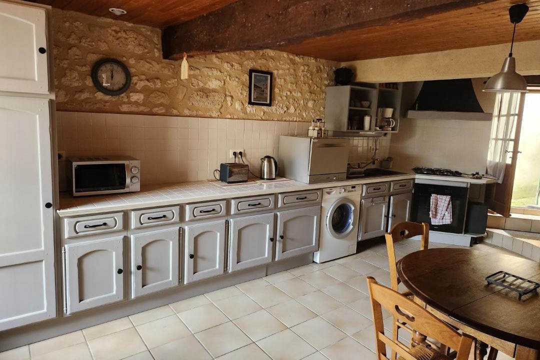 Photo of Kitchen in Couze-et-Saint-Front