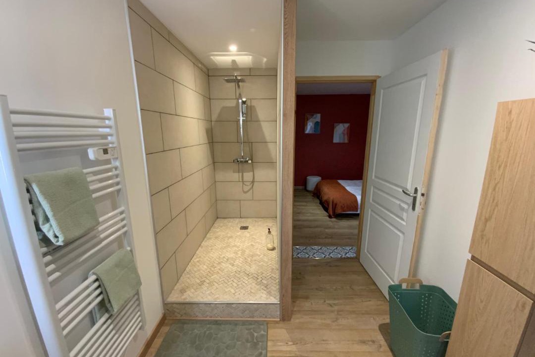 Photo of Bathroom in Santilly