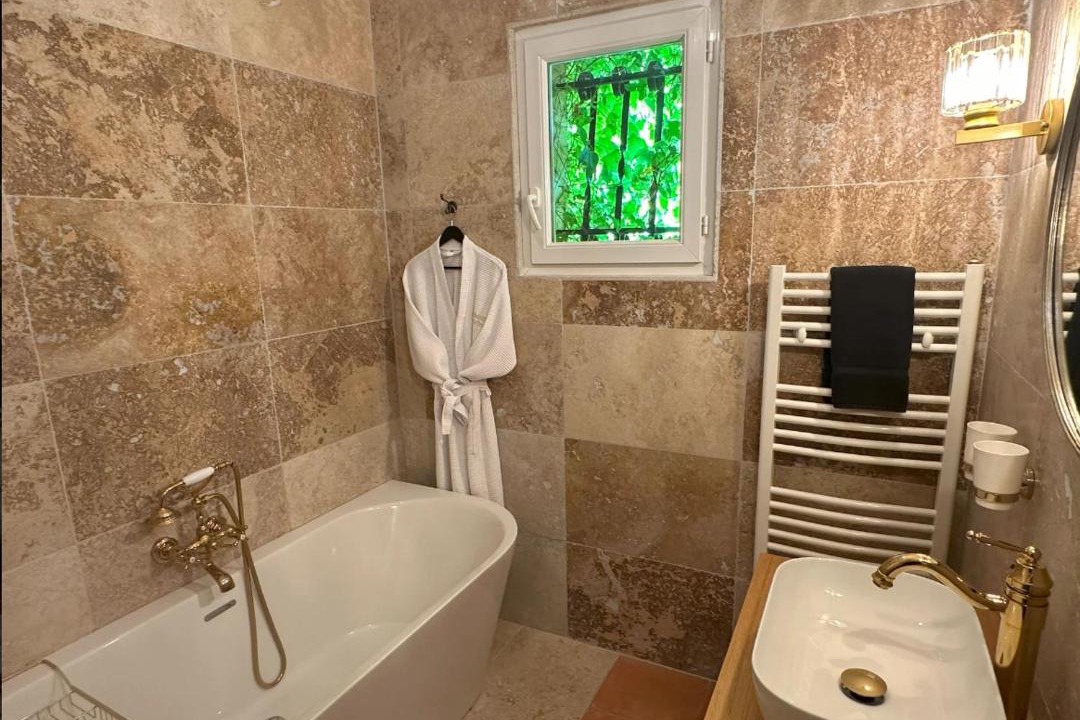 Photo of Bathroom in Calvi Balagne