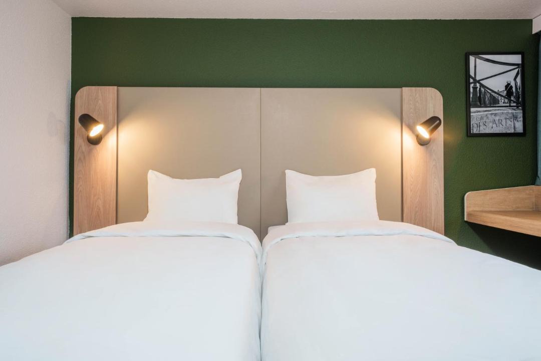 Photo of Bedroom in Meyreuil