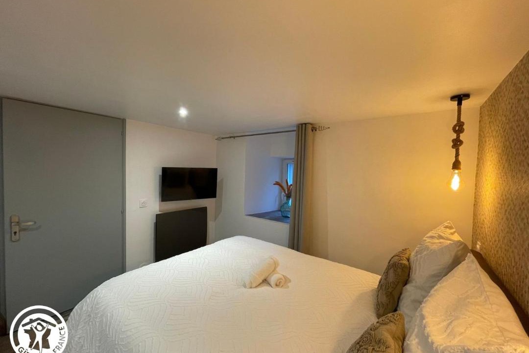 Photo of Bedroom in Saint-Hilaire-le-Vouhis