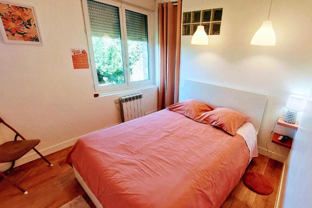 Photo of Bedroom in Orbec