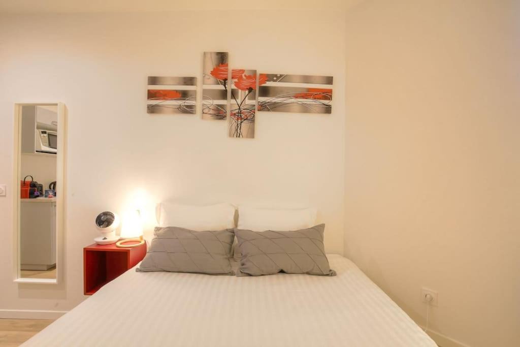 Photo of Bedroom in Lyon City Centre