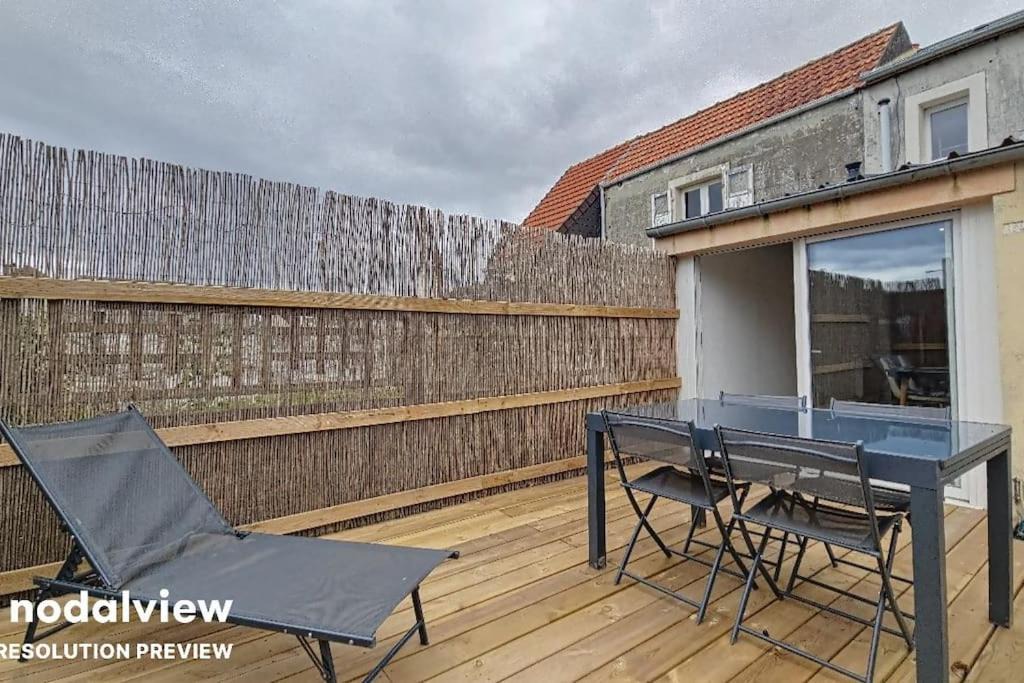 Photo of Patio Balcony in Tourlaville