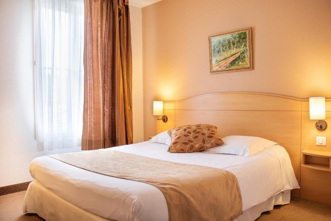 Photo of Bedroom in Chateaudun