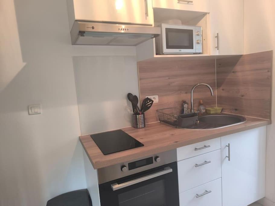 Photo of Kitchen in Lussac-les-Chateaux