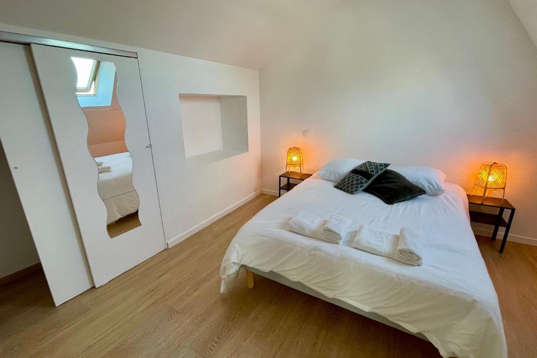 Photo of Bedroom in Lamballe