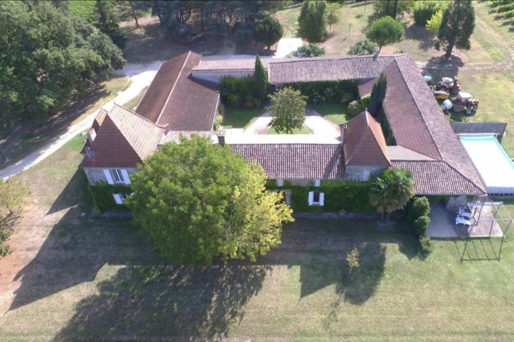 Photo of Buildings in Blasimon