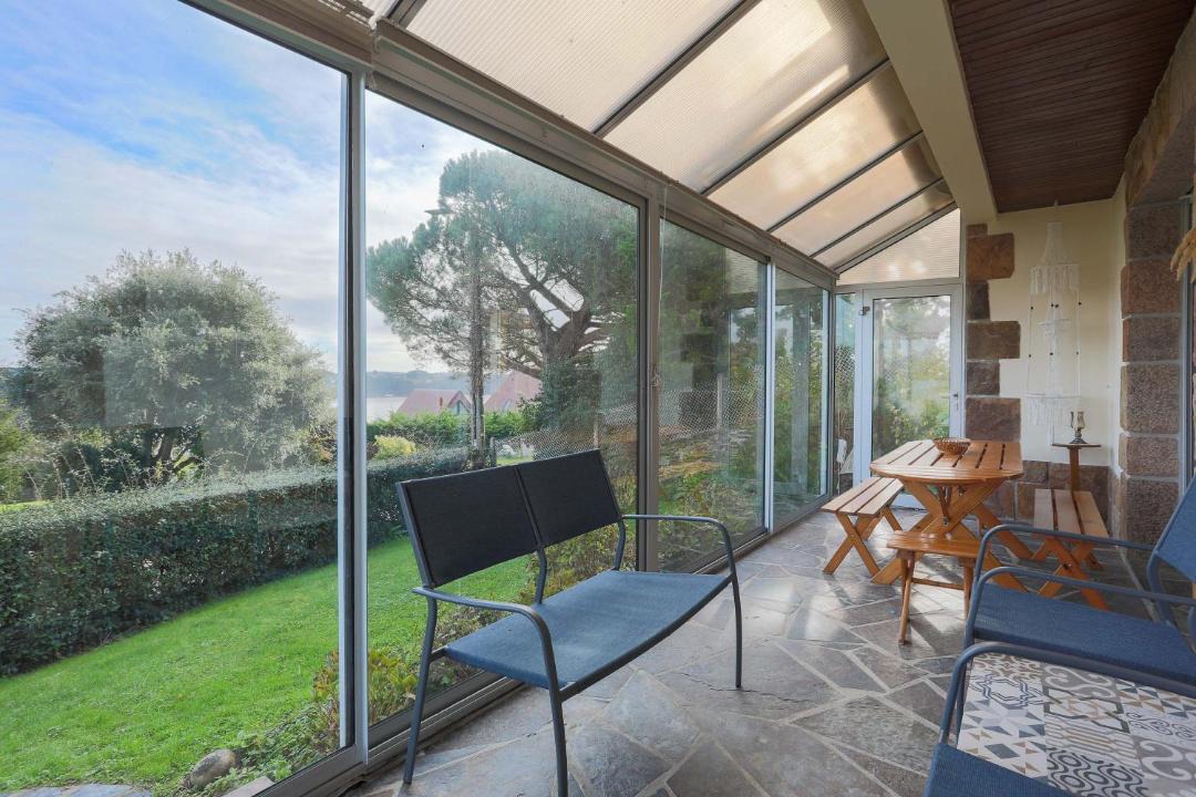Photo of Patio Balcony in Locquirec
