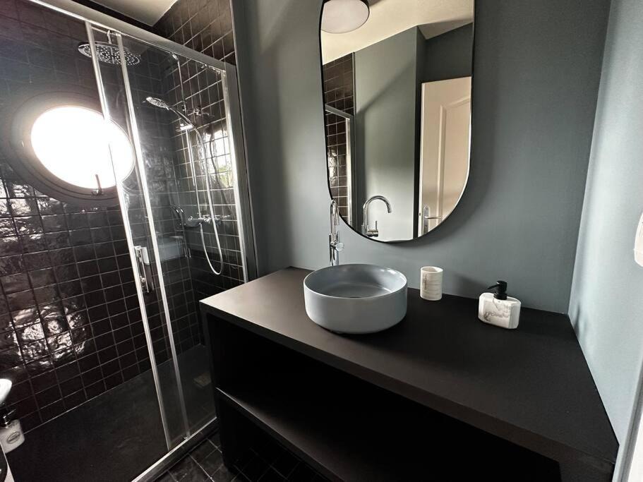 Photo of Bathroom in Justices
