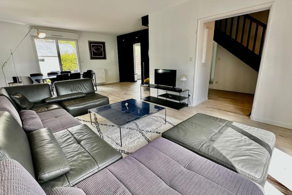 Photo of Livingroom in Justices