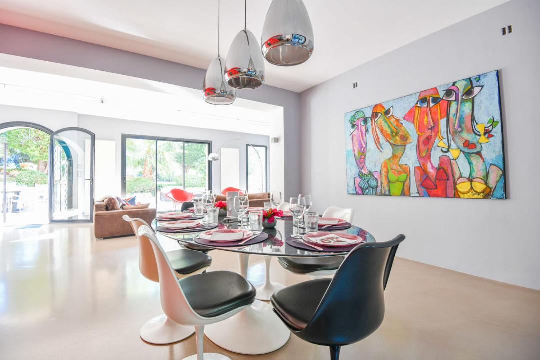 Photo of Livingroom in Saint-Lambert