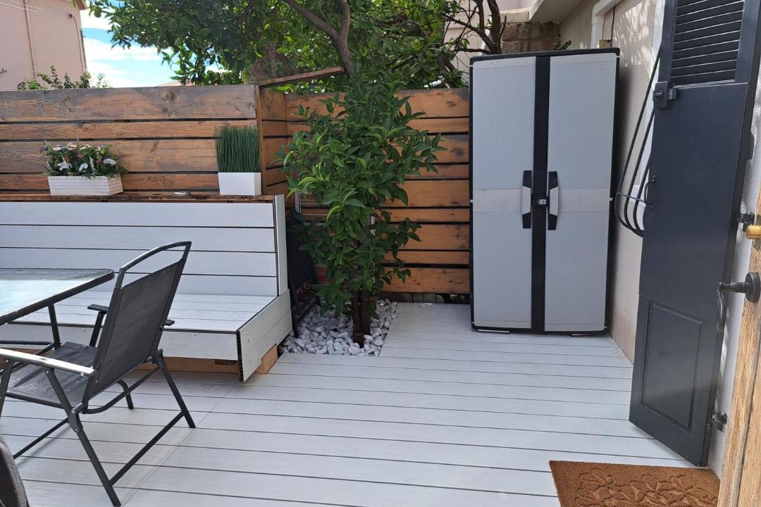 Photo of Patio Balcony in La Crau