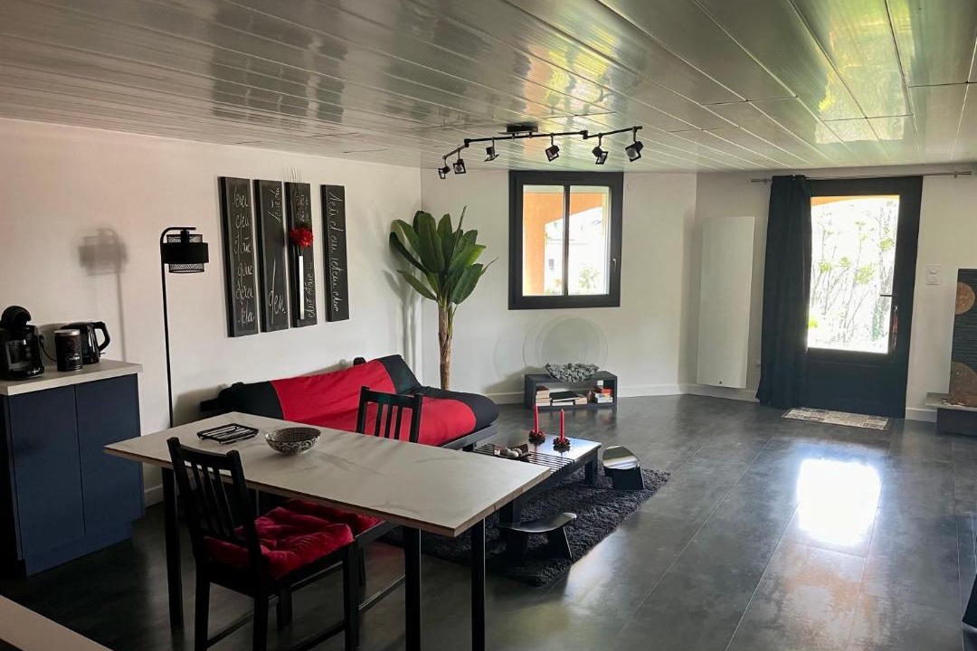 Photo of Livingroom in Vernaison