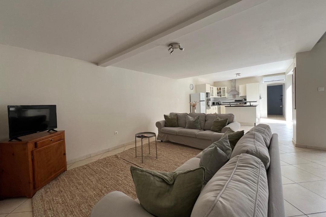 Photo of Livingroom in Convention