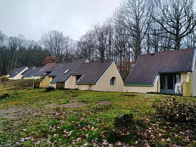 Photo of Buildings in Chenerailles