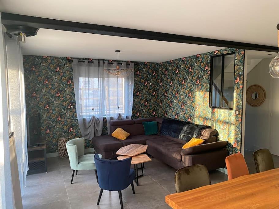 Photo of Livingroom in Saint-Ideuc