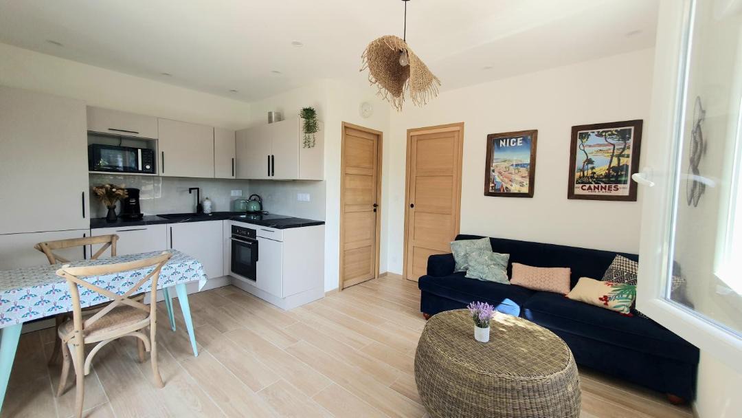 Photo of Livingroom in Pegomas
