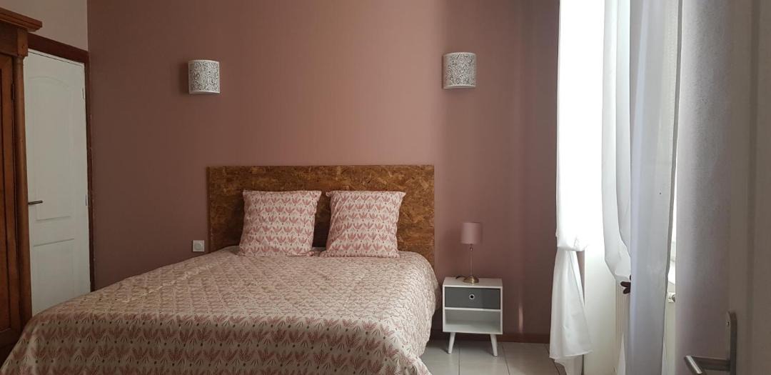 Photo of Bedroom in Theix-Noyalo
