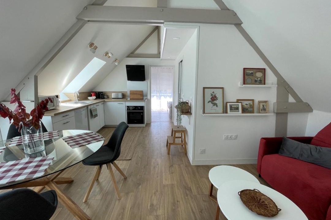 Photo of Livingroom in Sainte-Genevieve-les-Gasny