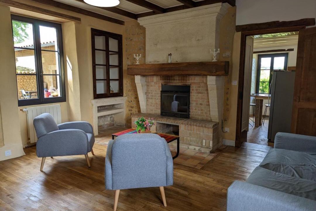 Photo of Livingroom in Val-des-Vignes