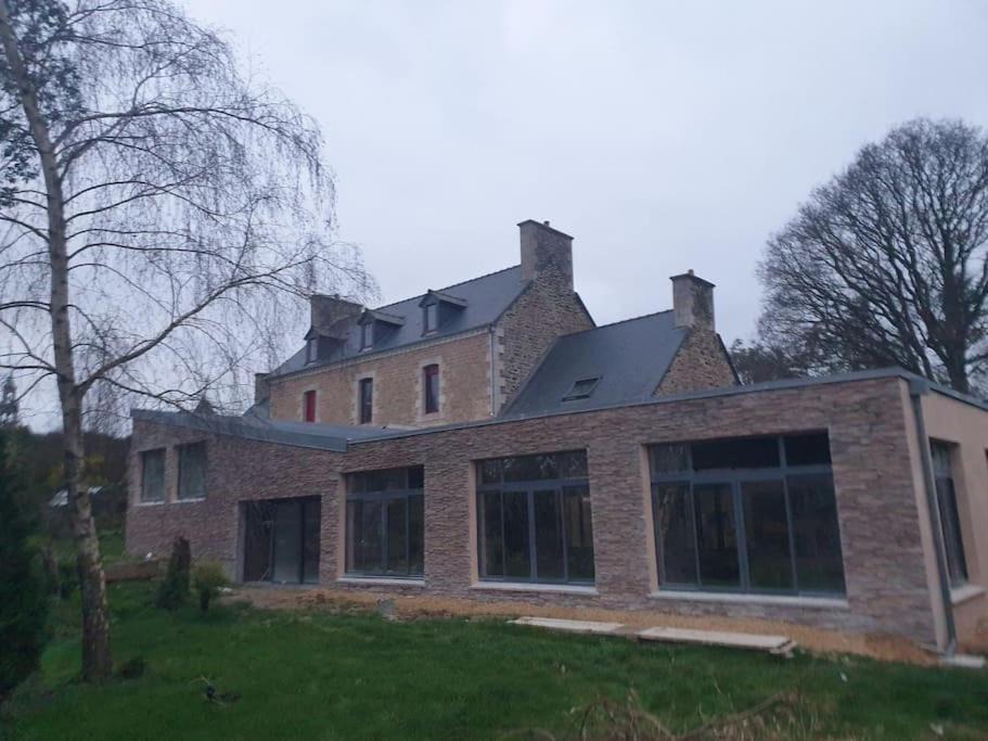 Photo of Buildings in Langoat