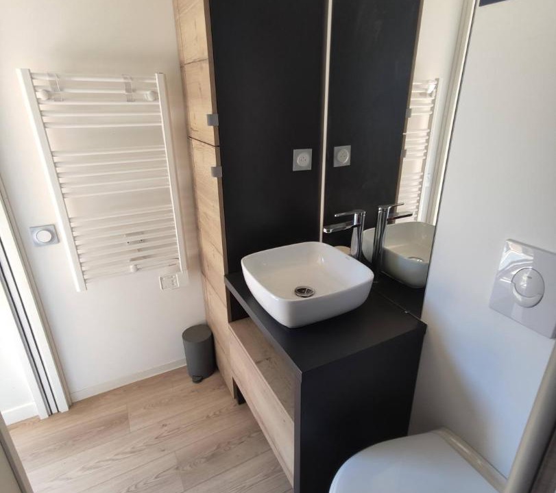 Photo of Bathroom in Saint-Ideuc