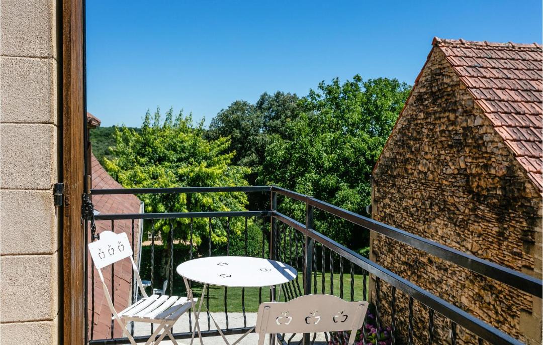 Photo of Patio Balcony in Saint-Crepin-et-Carlucet