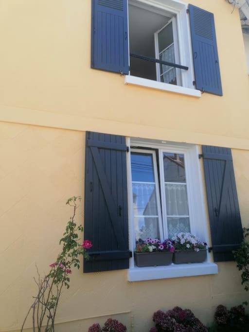Photo of Buildings in Funay - Bruyeres