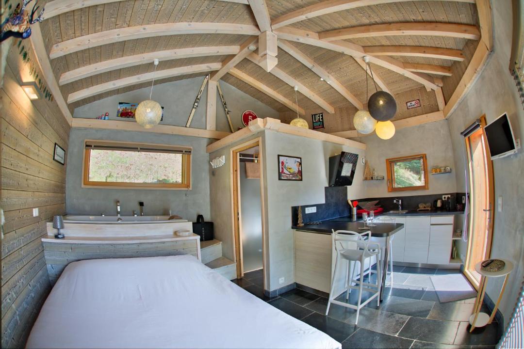 Photo of Bedroom in Saint-Jean-dʼAulps