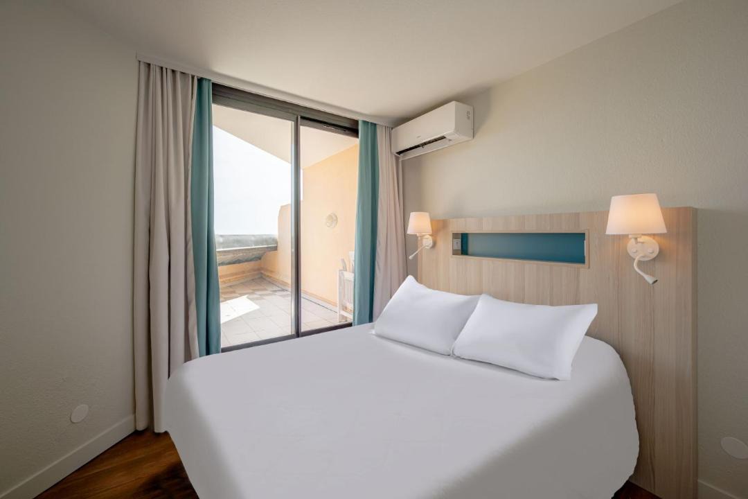 Photo of Bedroom in Cannes La Bocca
