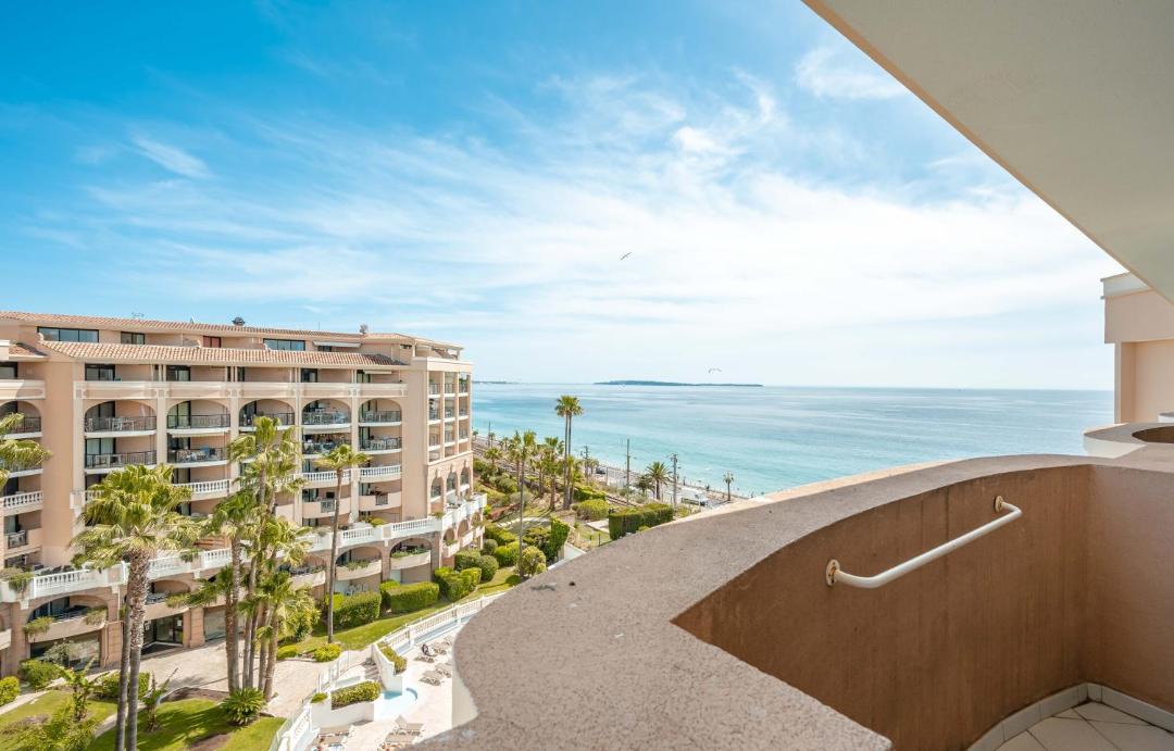 Photo of Patio Balcony in Cannes La Bocca