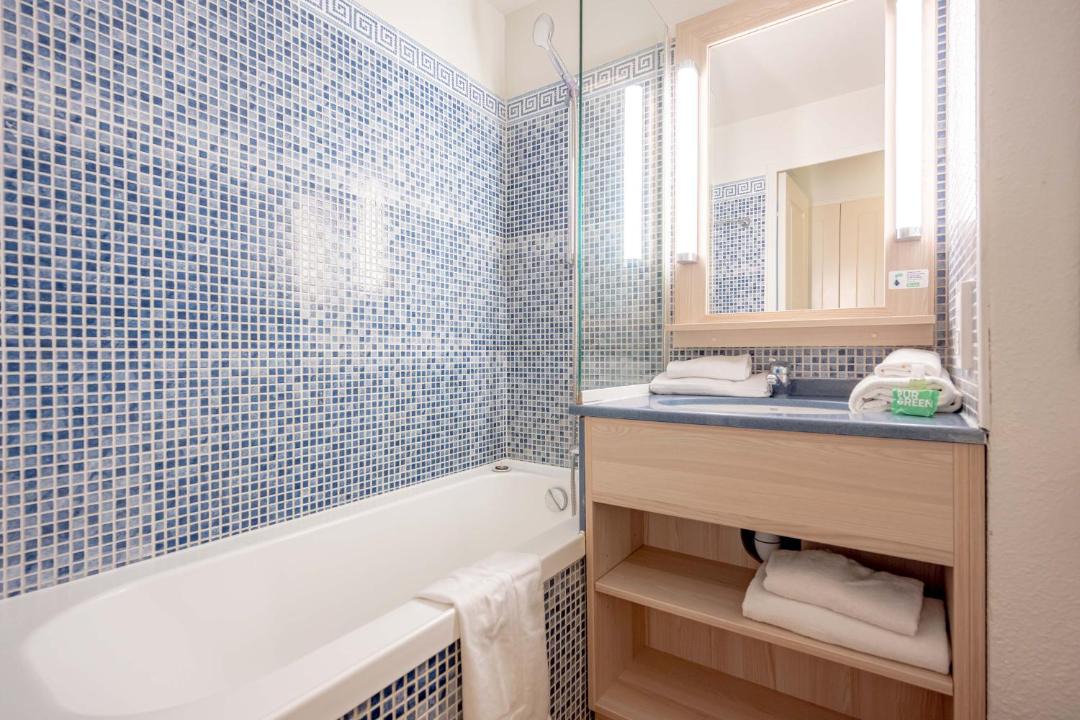 Photo of Bathroom in Cannes La Bocca