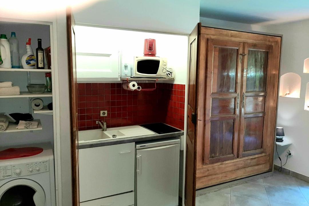 Photo of Kitchen in Hyeres City Centre