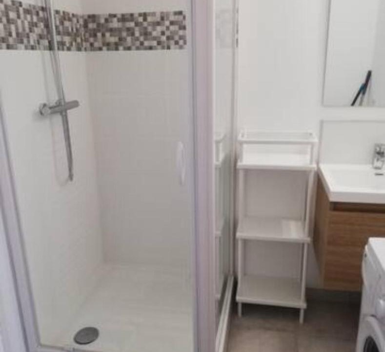Photo of Bathroom in Centre Erlon