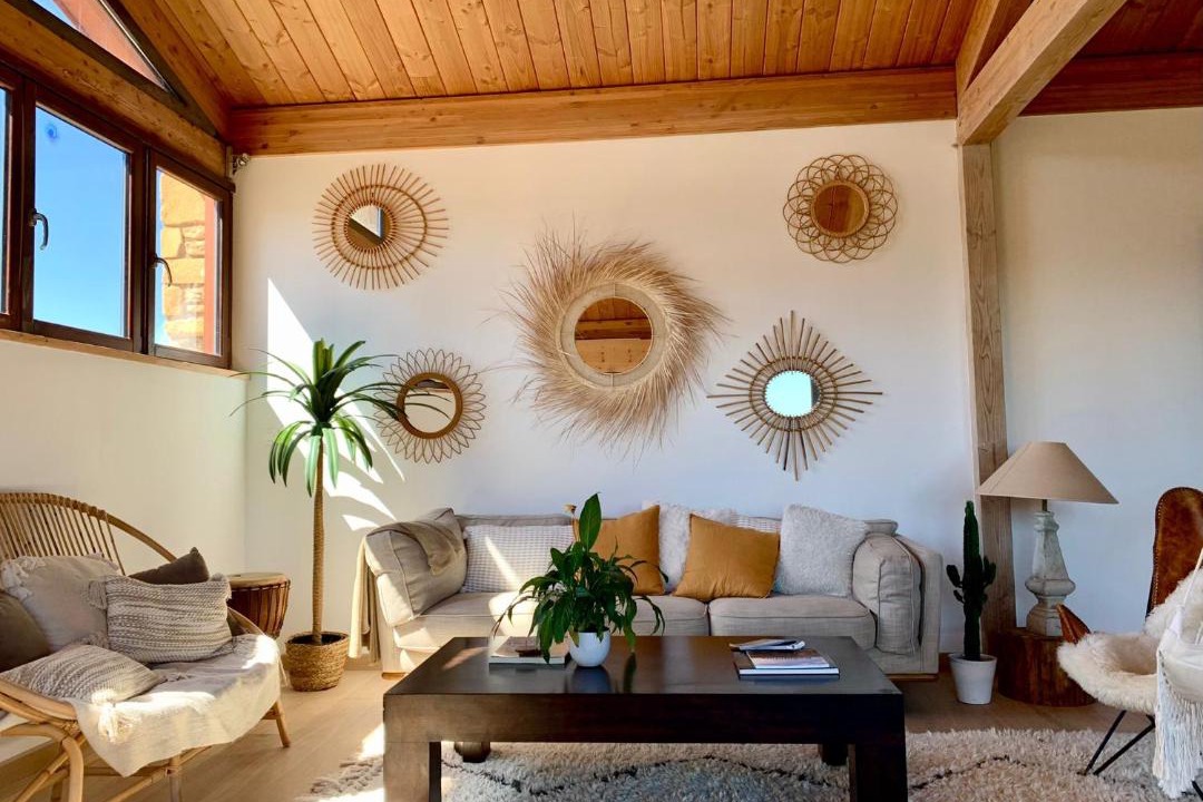 Photo of Livingroom in Beaujolais Pierres Dorees
