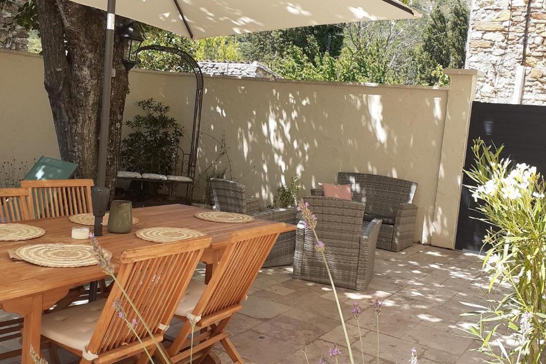 Photo of Patio Balcony in Roche-Saint-Secret