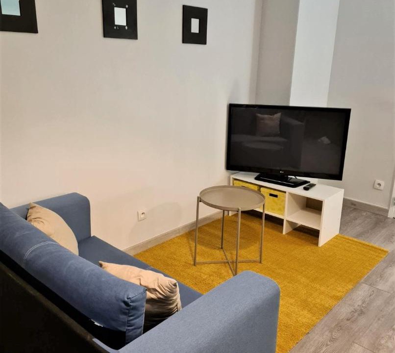 Photo of Livingroom in Charpennes - Charmettes