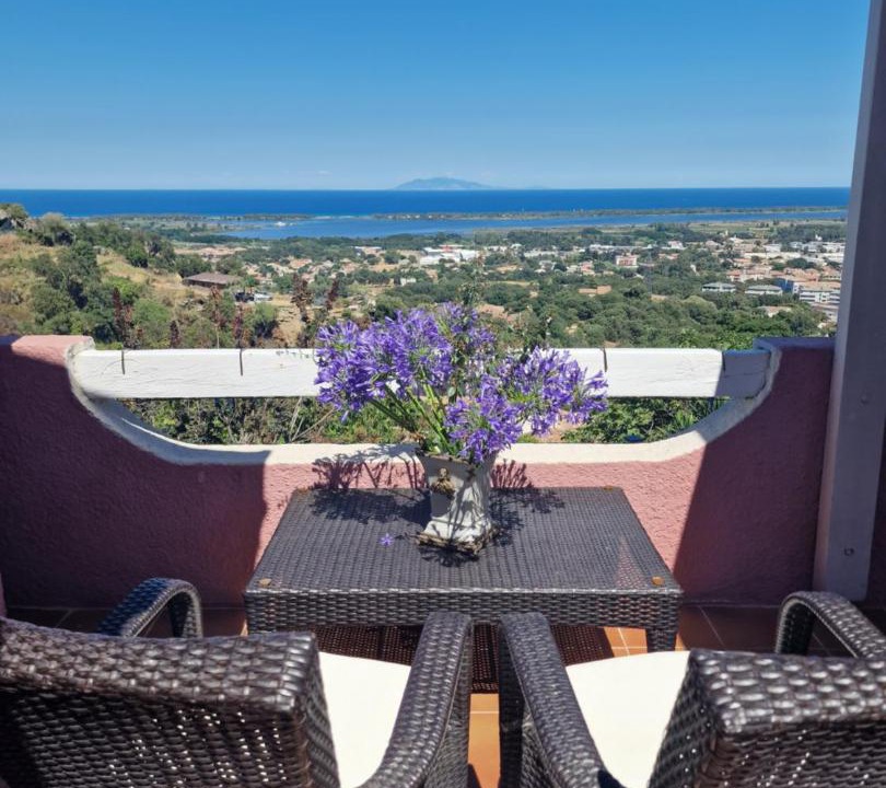 Photo of Patio Balcony in Biguglia