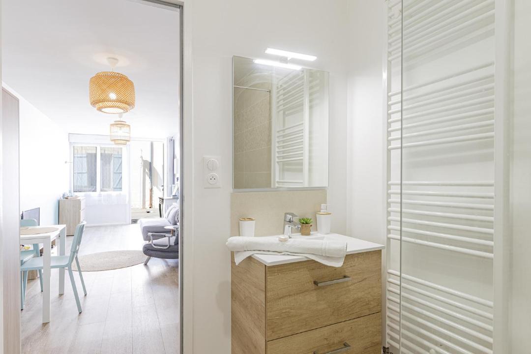Photo of Bathroom in Jean Jaures
