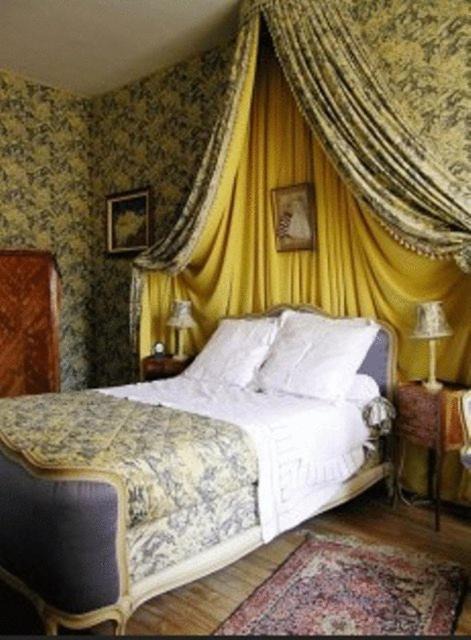 Photo of Bedroom in Chateau-Thierry