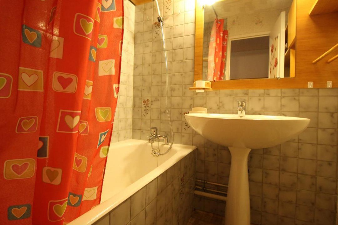 Photo of Bathroom in Auris
