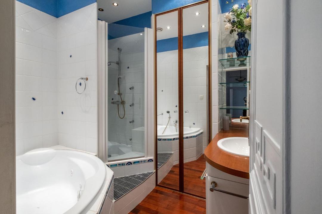 Photo of Bathroom in Saint-Georges