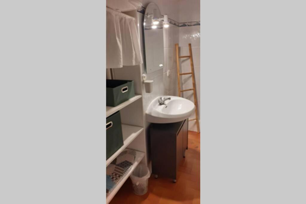Photo of Bathroom in Beziers