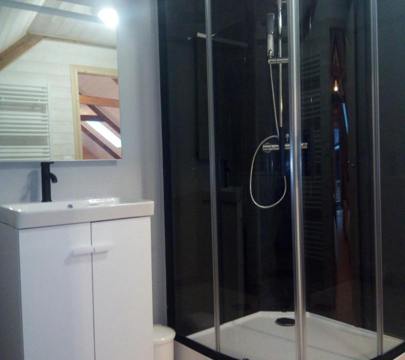 Photo of Bathroom in Loperec